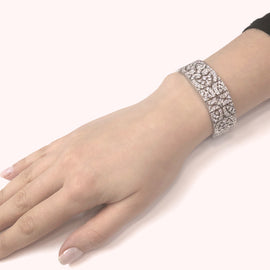 Art Deco Inspired Round Cut White Diamonds 13.8 Carat Platinum Link Bracelet